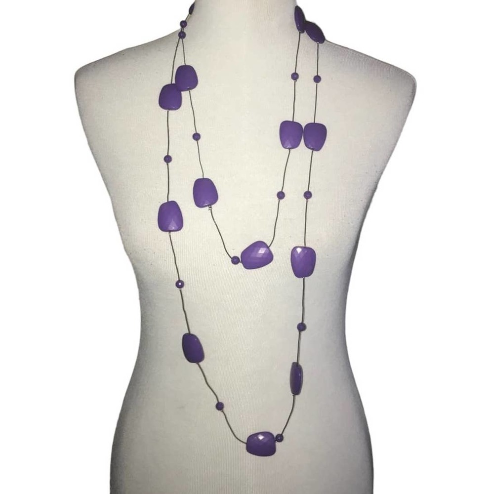 CAPTIVATING MULTI PENDANT STYLE LONG NECKLACE